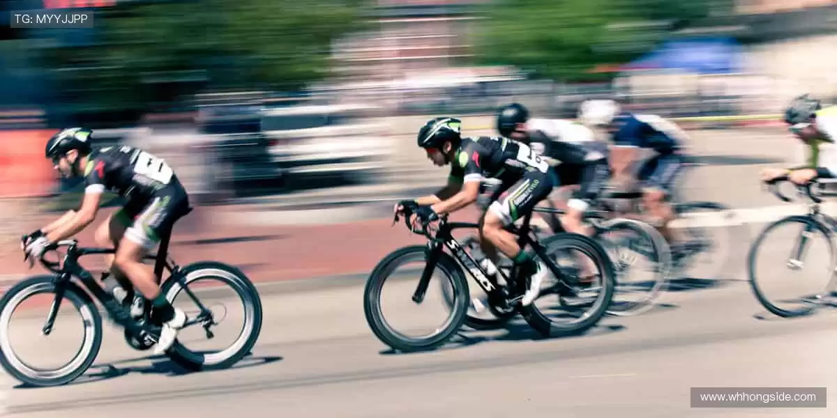 一键下单，即刻拥有！🛒 正版周边，为偶像打 call 的仪式感拉满！